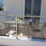 Lägenhetshotell Conmari Luxury 3*
