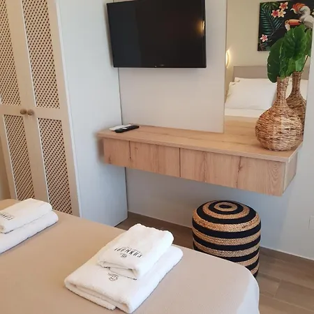 Apartahotel Conmari Luxury