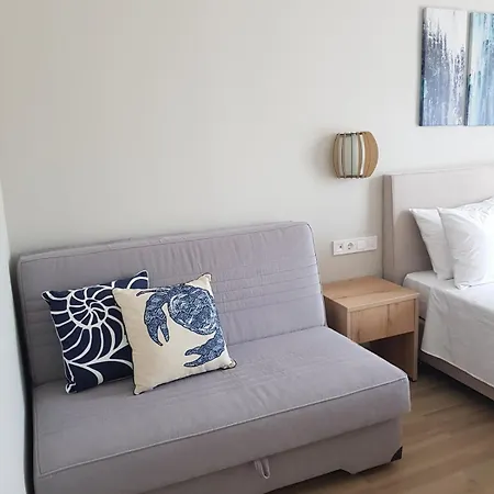 Conmari Luxury Apartahotel