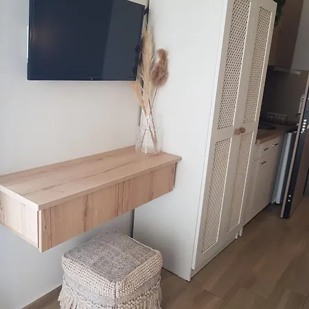 Conmari Luxury Νυδρί